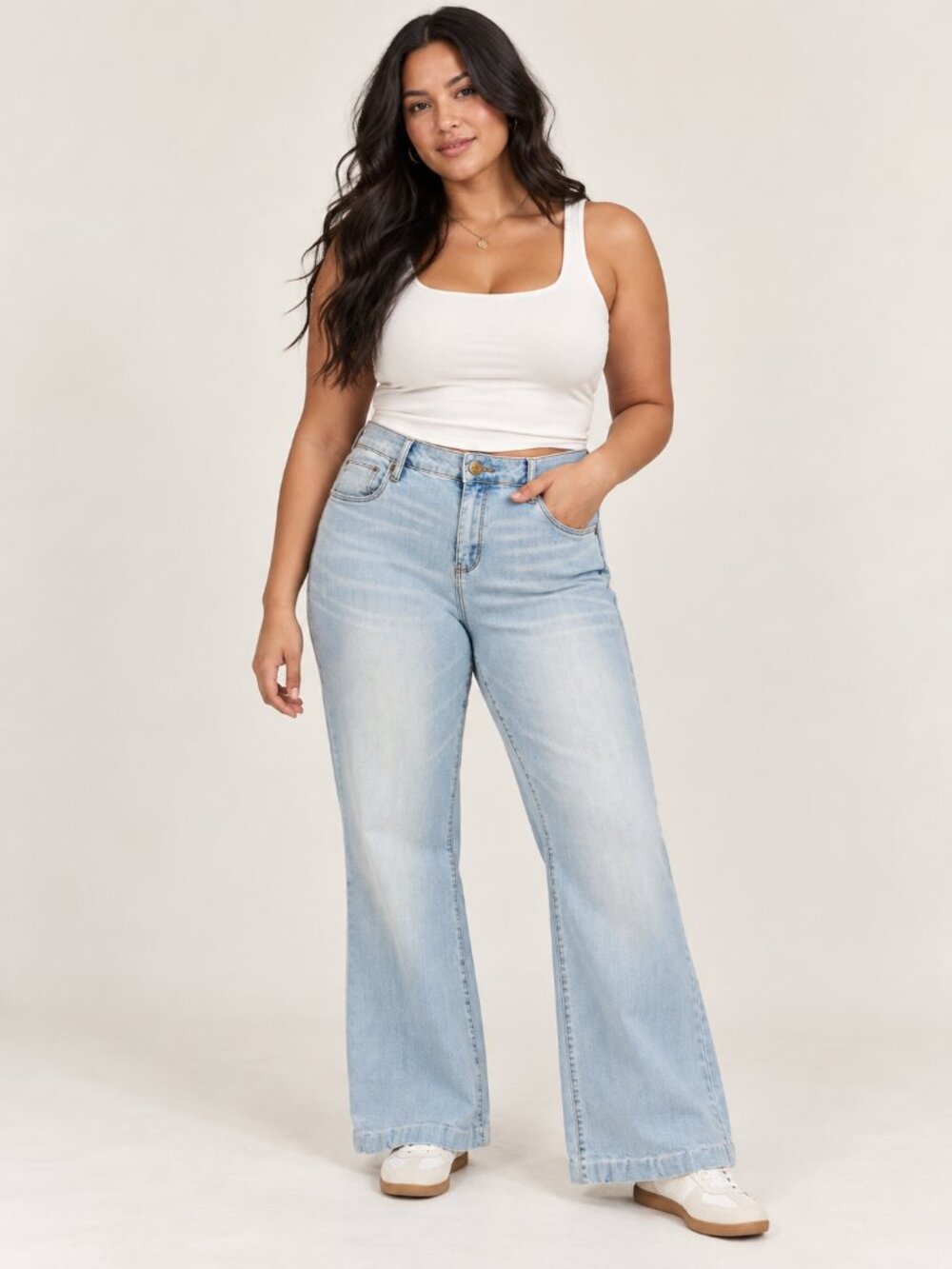 KUT FROM THE KLOTH Chrissy Flare Jeans Light Wash Boho Casual Cool Girl Size 12